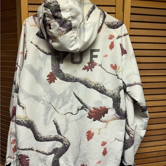 HUF White and Brown Patterned Jacket - Picture 2 of 3